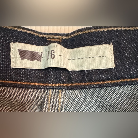 Levi’s Capri Jeans Dark Rinse SZ 16 - Picture 4 of 13